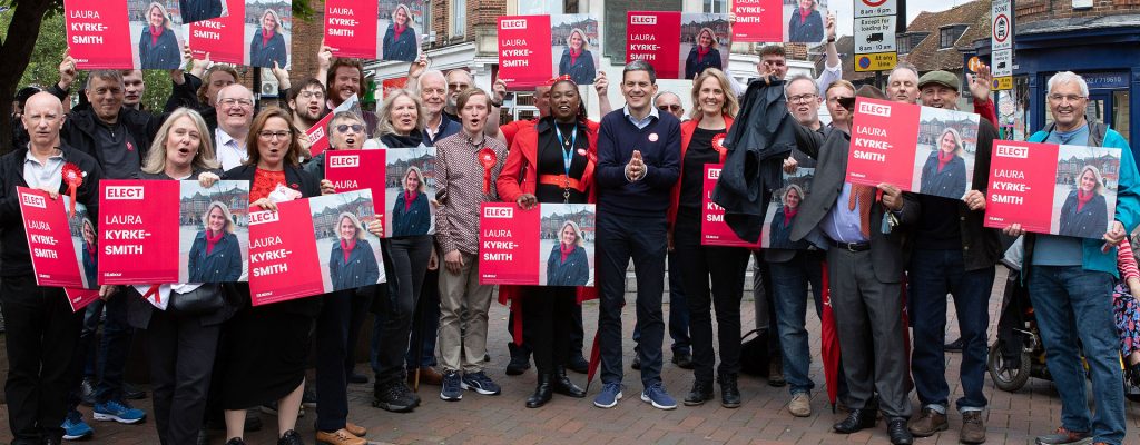 David Miliband in Aylesbury with Laura Kyrke-Smith and campaigners